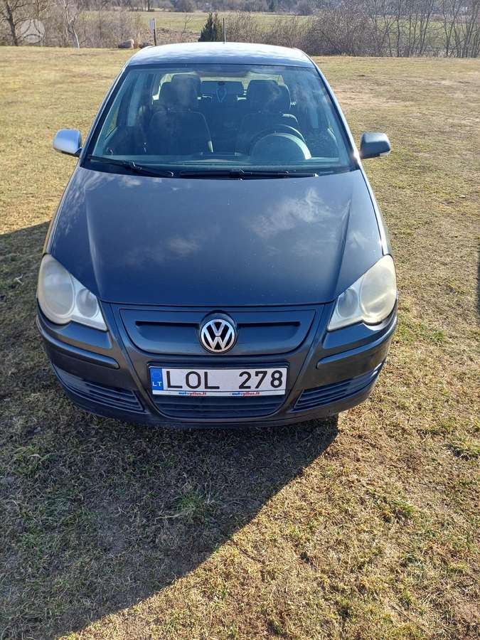 Volkswagen Polo - 1