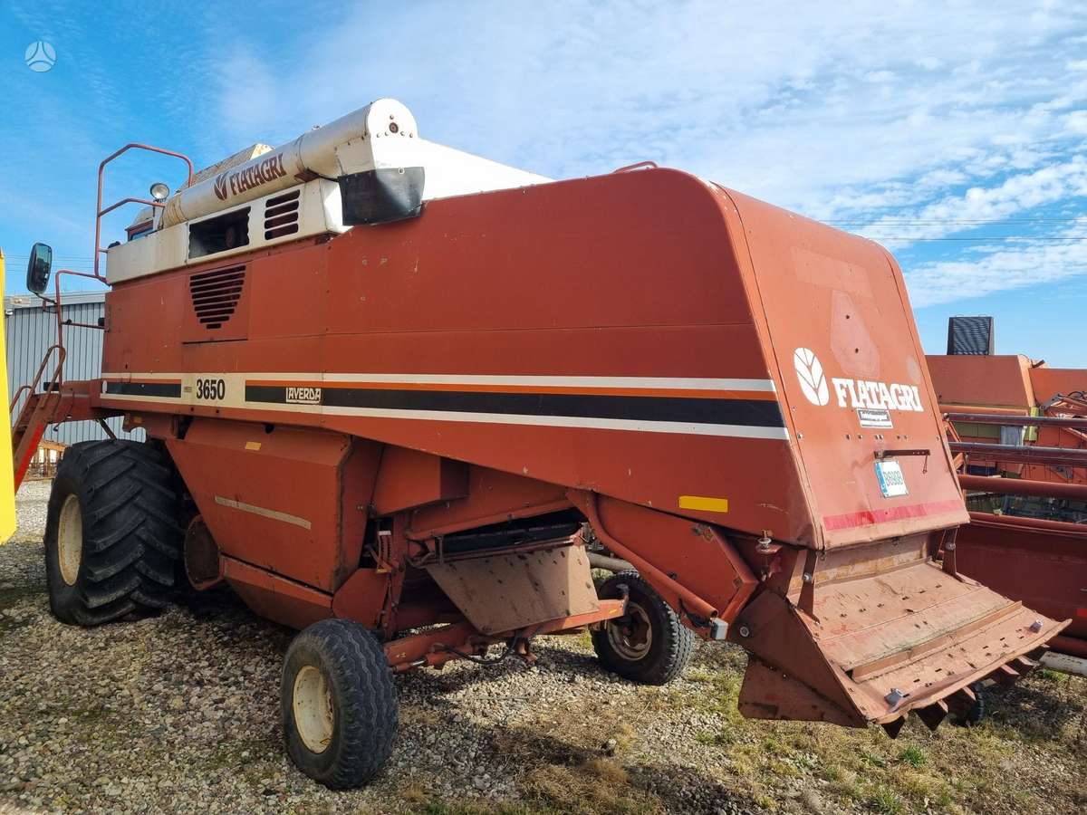 Laverda 3650, combine harvesters