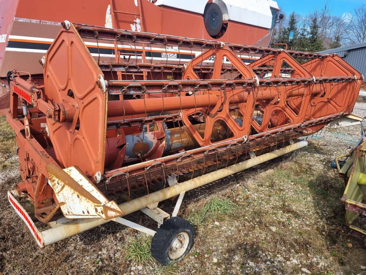Laverda 3650, combine harvesters