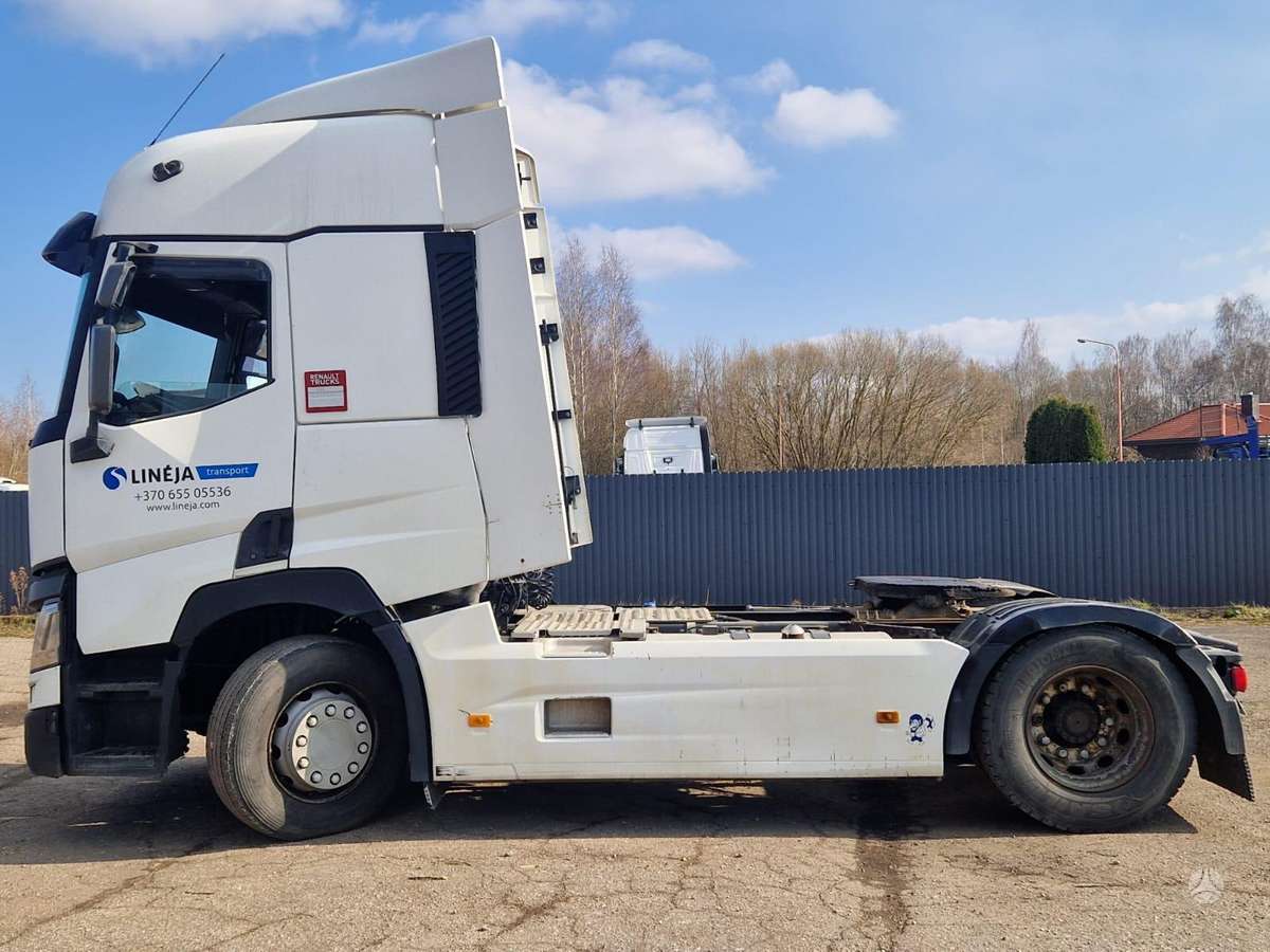 Renault T 480 Nauja sankaba, double sleeper