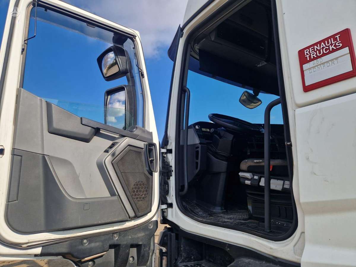 Renault T 480 Nauja sankaba, double sleeper