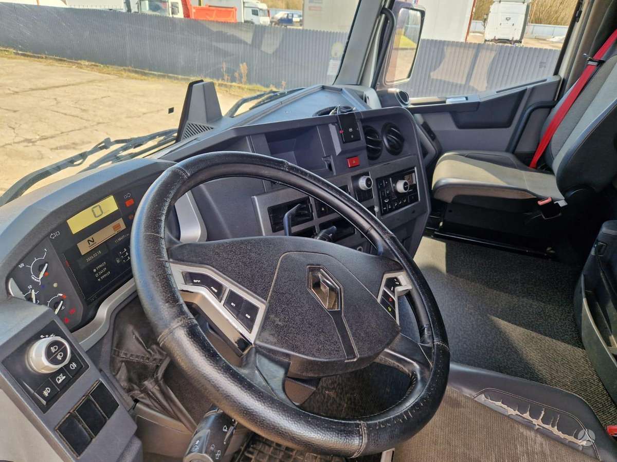 Renault T 480 Nauja sankaba, double sleeper
