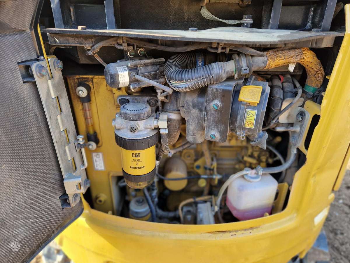 Caterpillar 301.6, excavator
