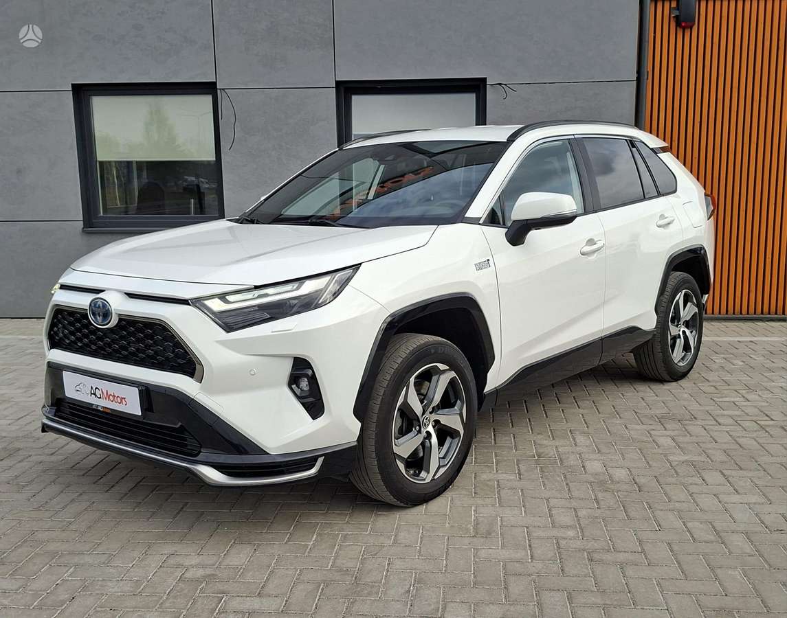 Toyota RAV4 - 1