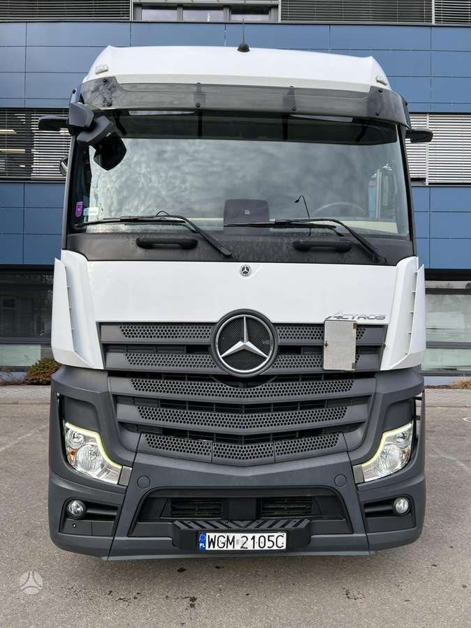 Mercedes-Benz Actros 1845 LS BigSpace, double sleeper