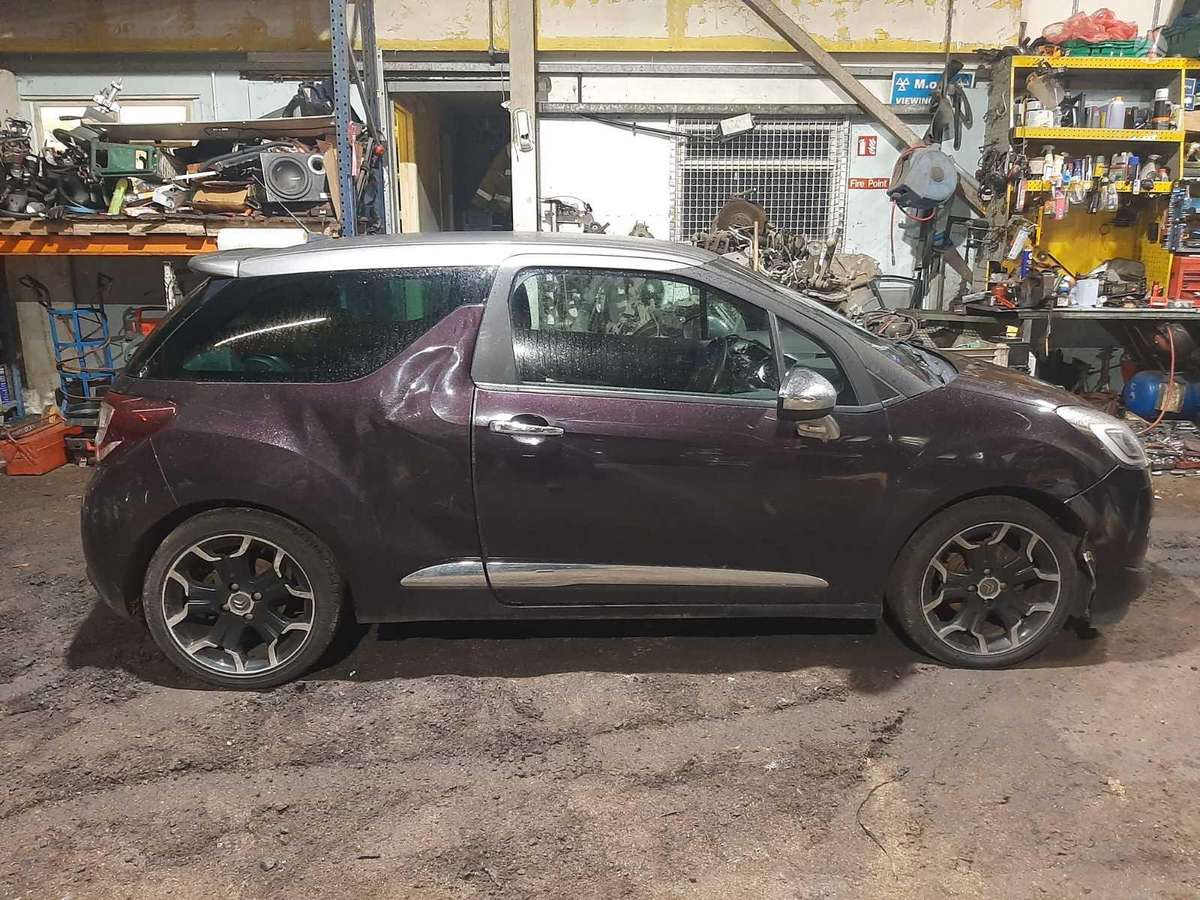 Citroen DS3 по частям