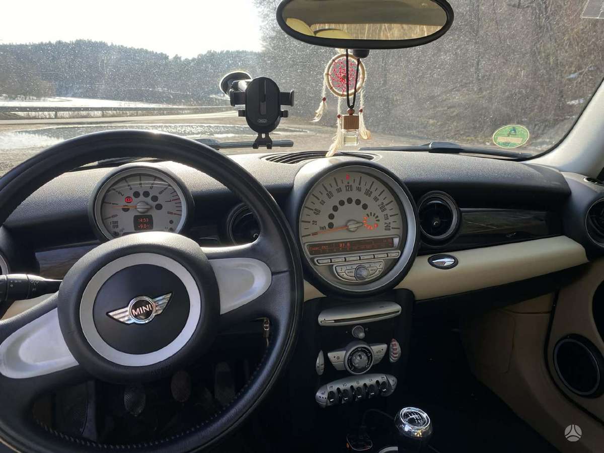 Mini Cooper, 1.6 l., Хэтчбек