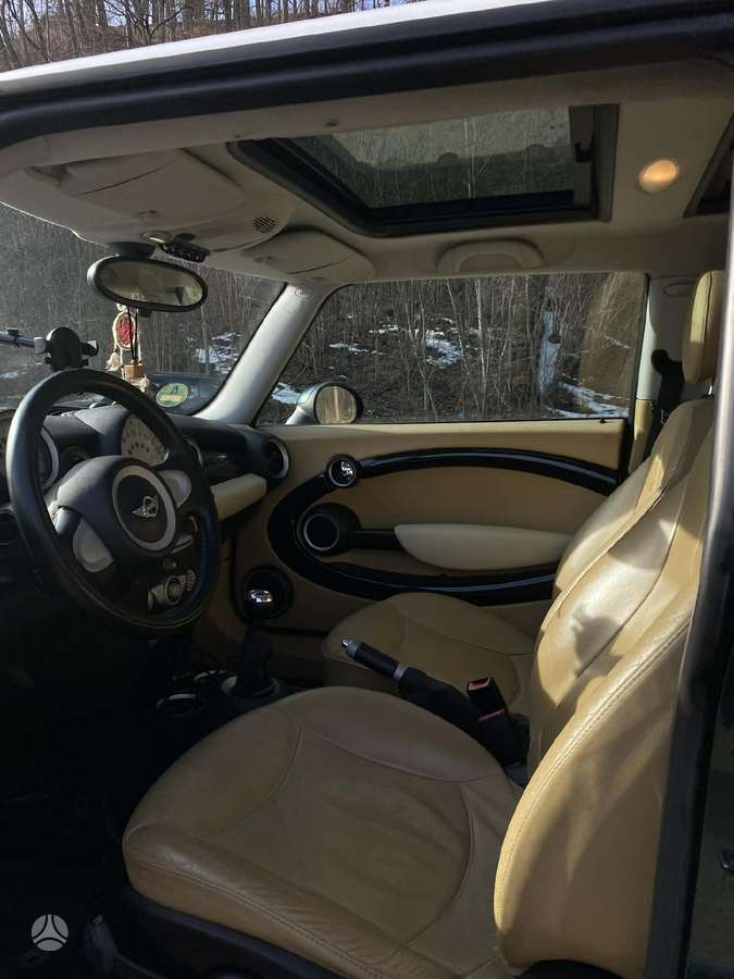 Mini Cooper, 1.6 l., Хэтчбек