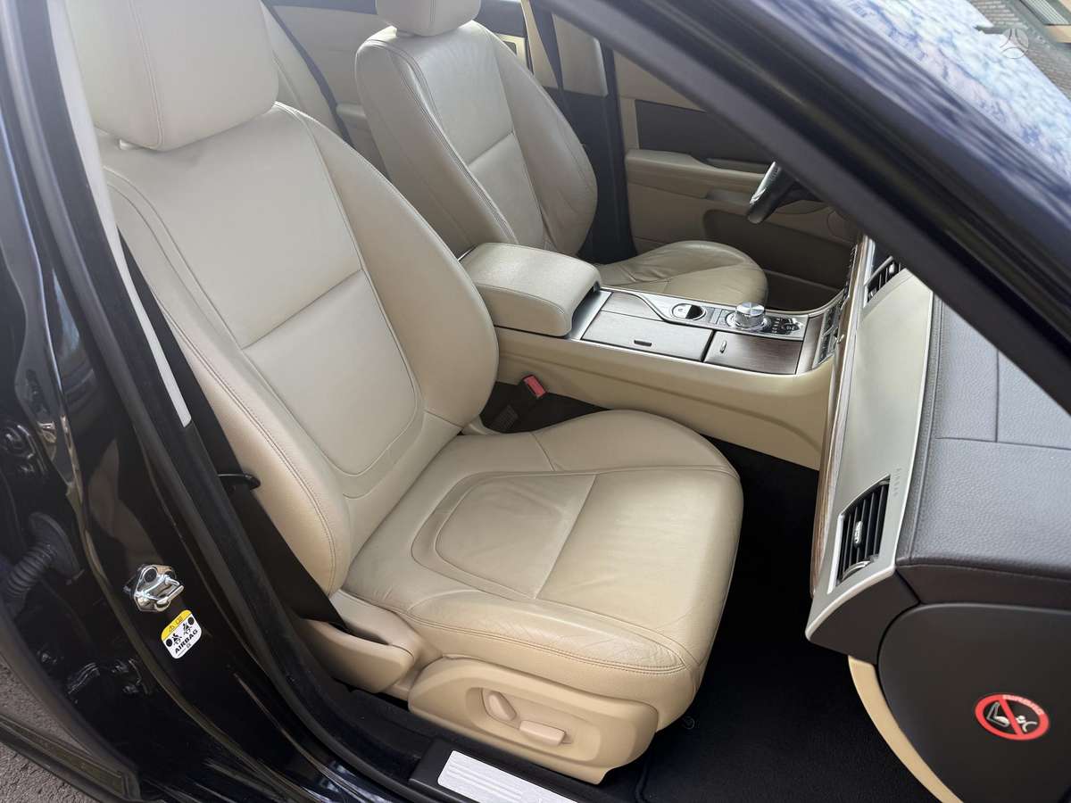 Jaguar XF, 2.2 l., Универсал