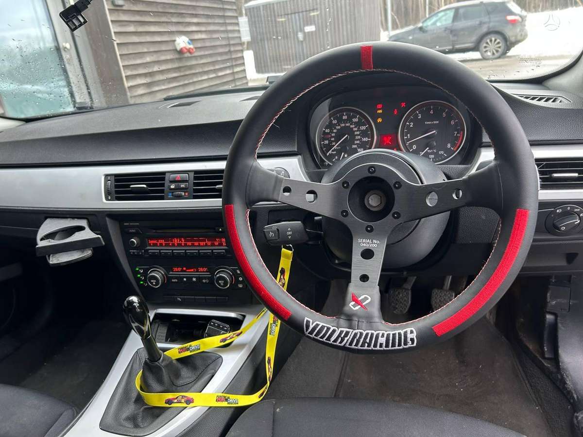 BMW 325, 2.5 l., coupe