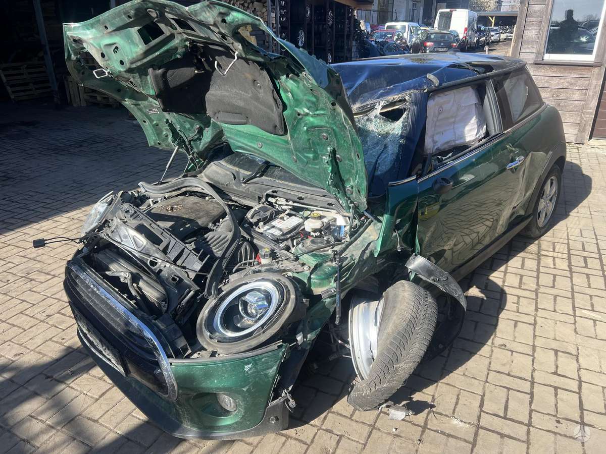 Mini Cooper dalimis. Iš vokietijos rida 105tkm