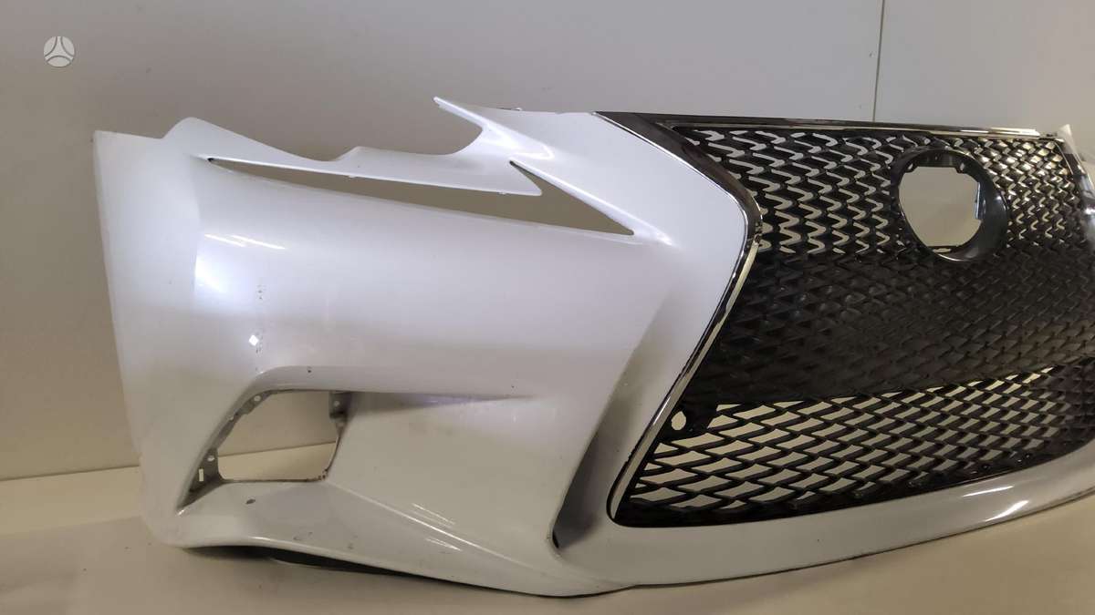Lexus IS klasė