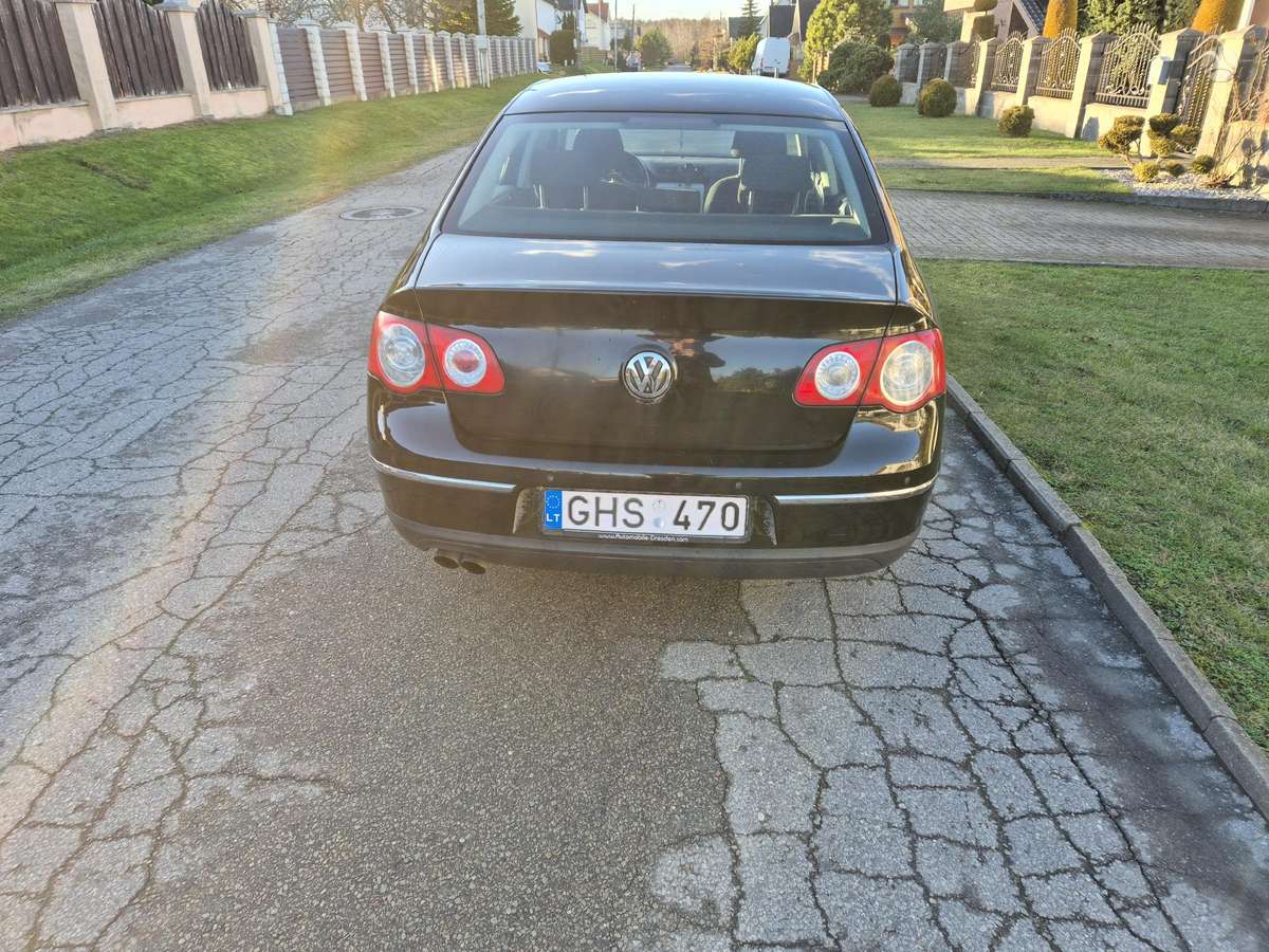 Volkswagen Passat - 3
