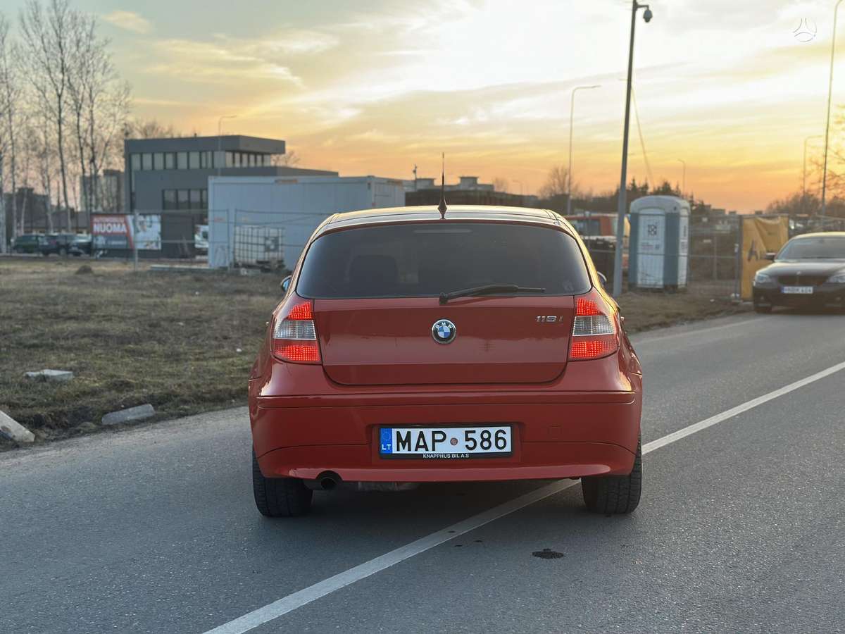 BMW 116, 1.6 l., hatchback