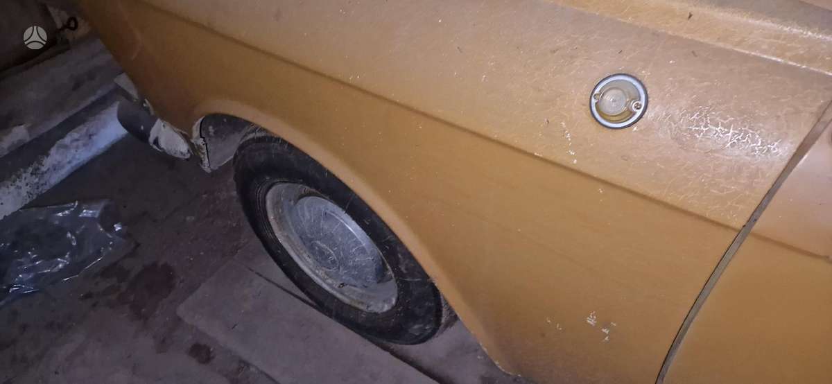 Moskvich 412, Седан