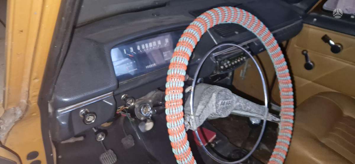 Moskvich 412, Седан