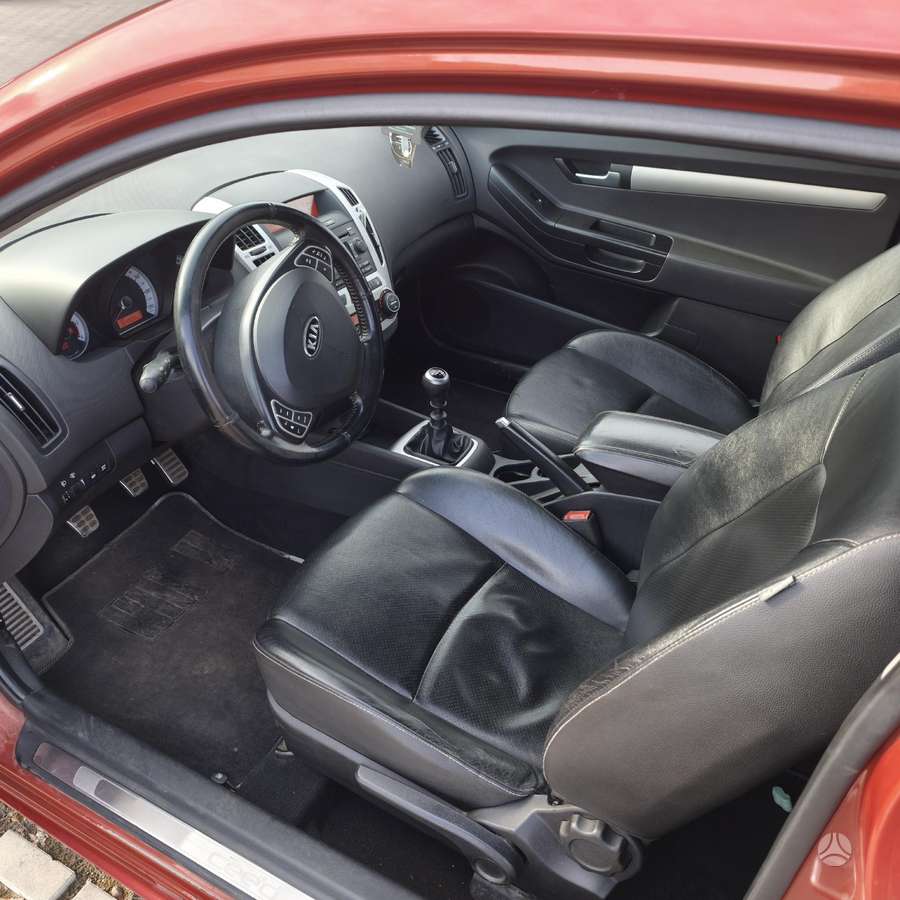 Kia Ceed, 2.0 l., hatchback