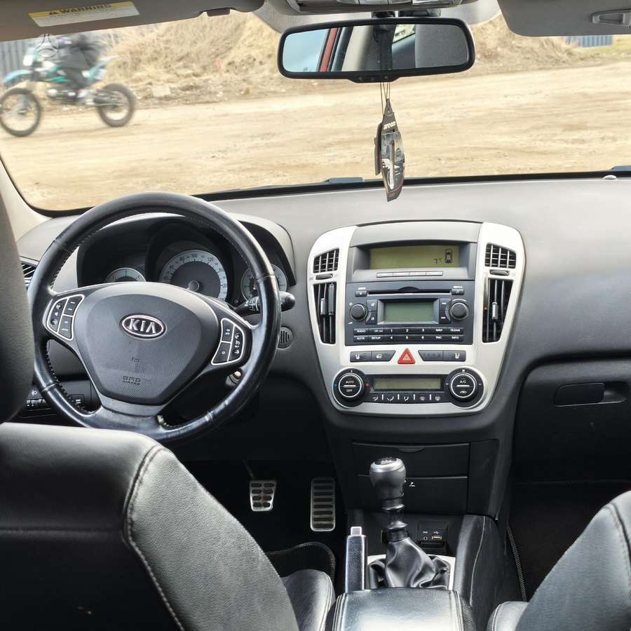 Kia Ceed, 2.0 l., hatchback