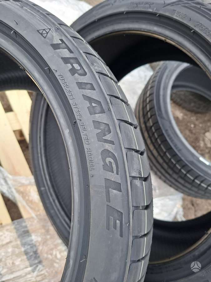 Triangle 245/40 R19, летние 275/35 R19