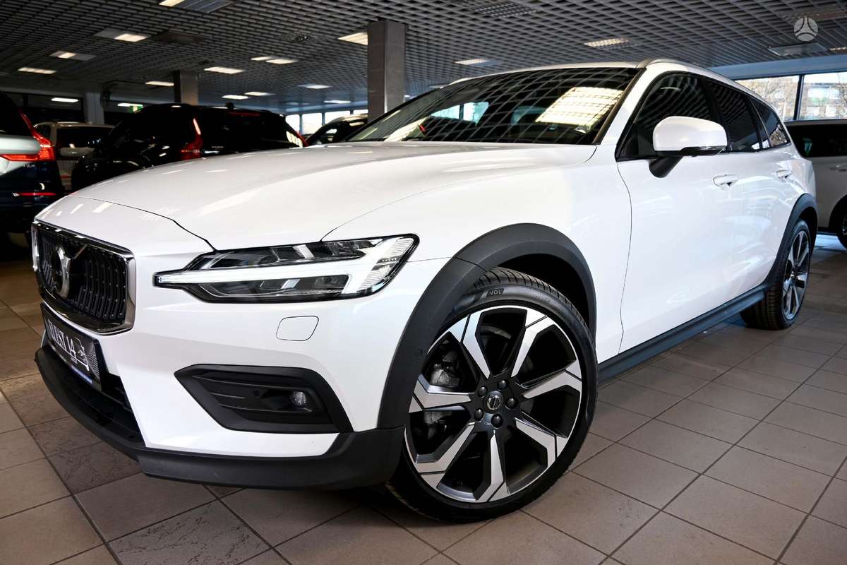 Volvo V60 Cross Country - 4