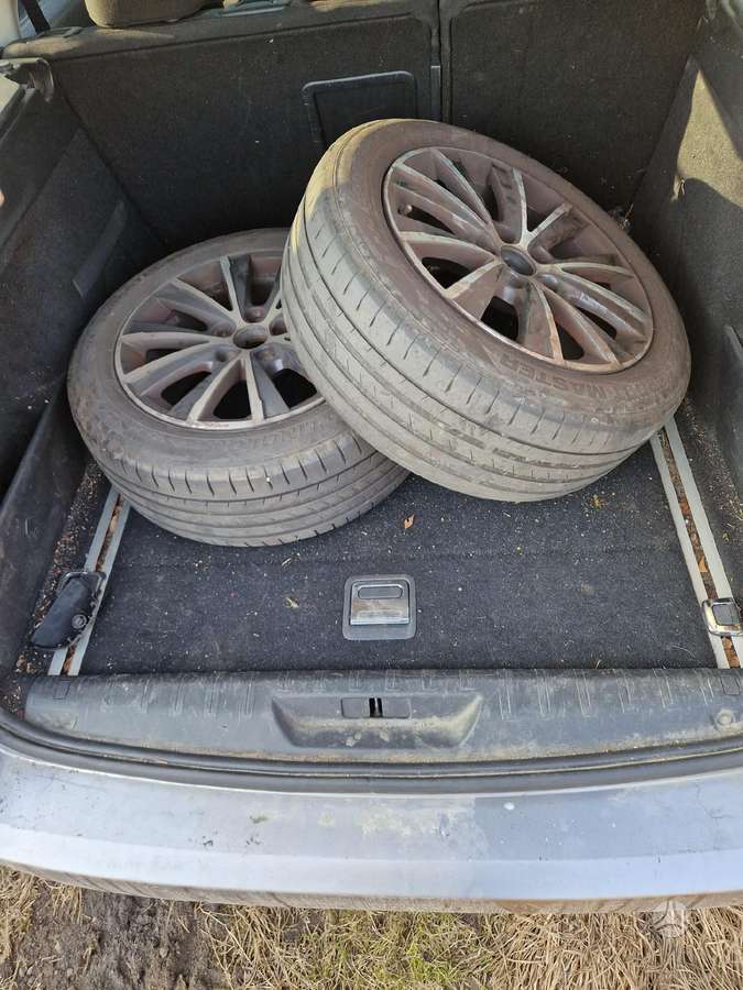Peugeot 308 Dalis siunčiame