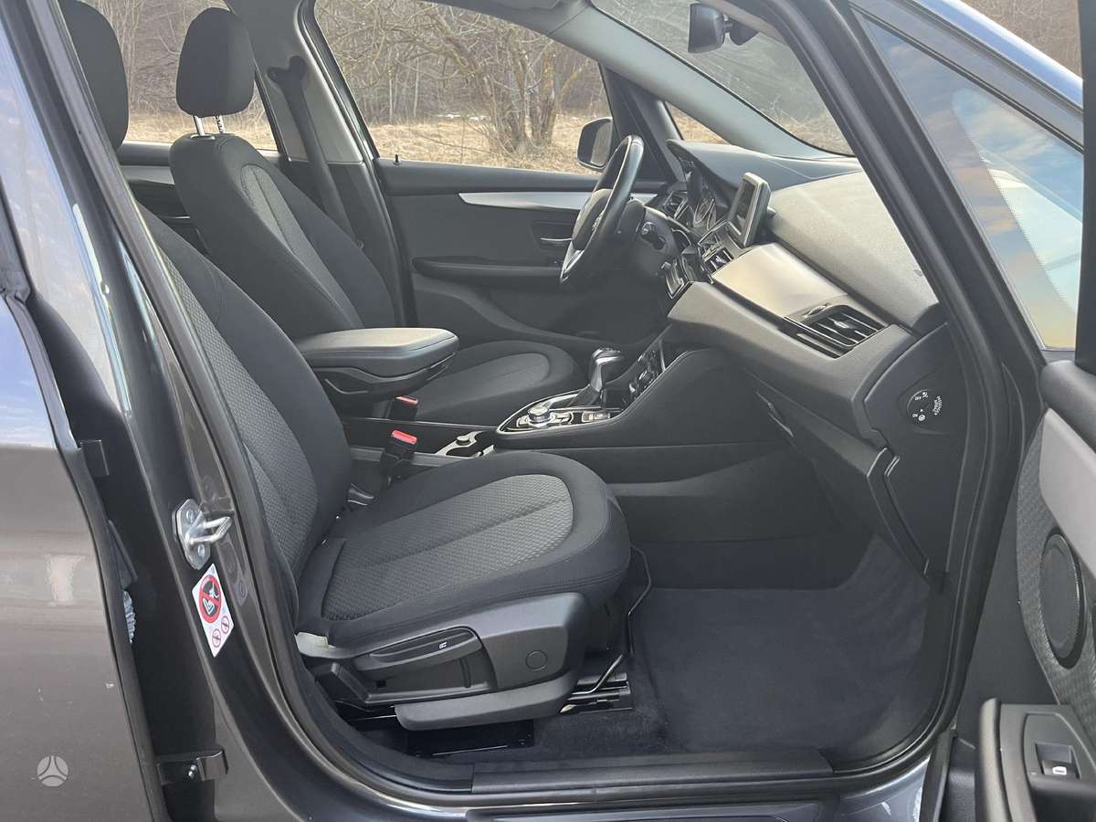 BMW 218 Active Tourer, 1.5 l., Минивэн