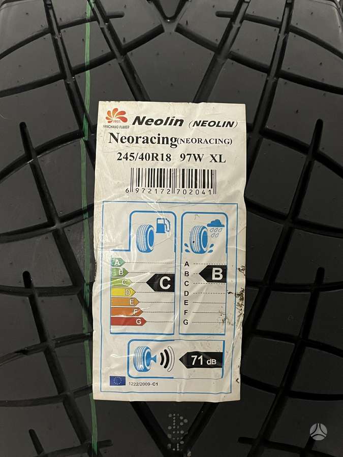 Nitto Neolin Neoracing, summer 245/40 R18