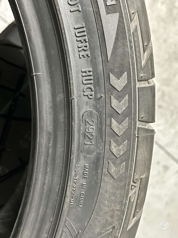 Nitto Neolin Neoracing, summer 245/40 R18