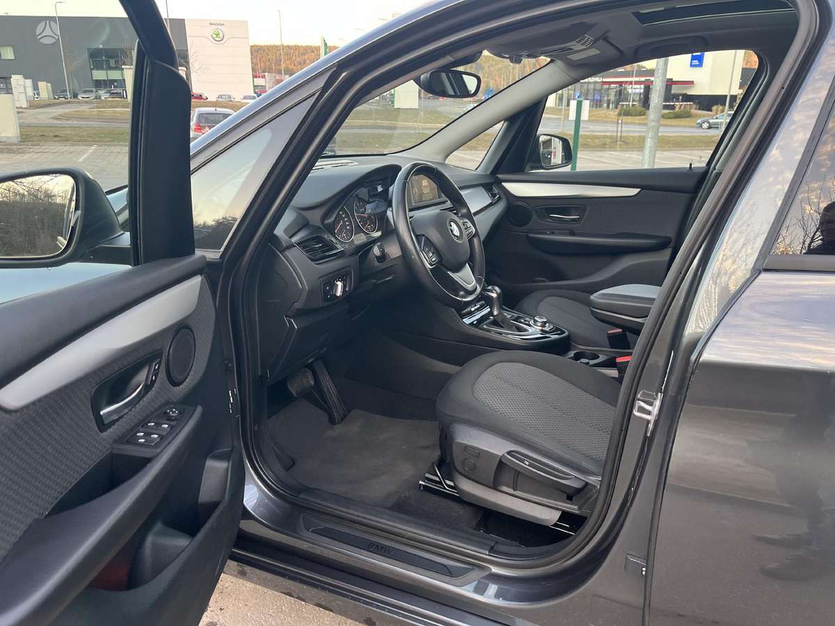 BMW 218 Active Tourer, 1.5 l., Минивэн