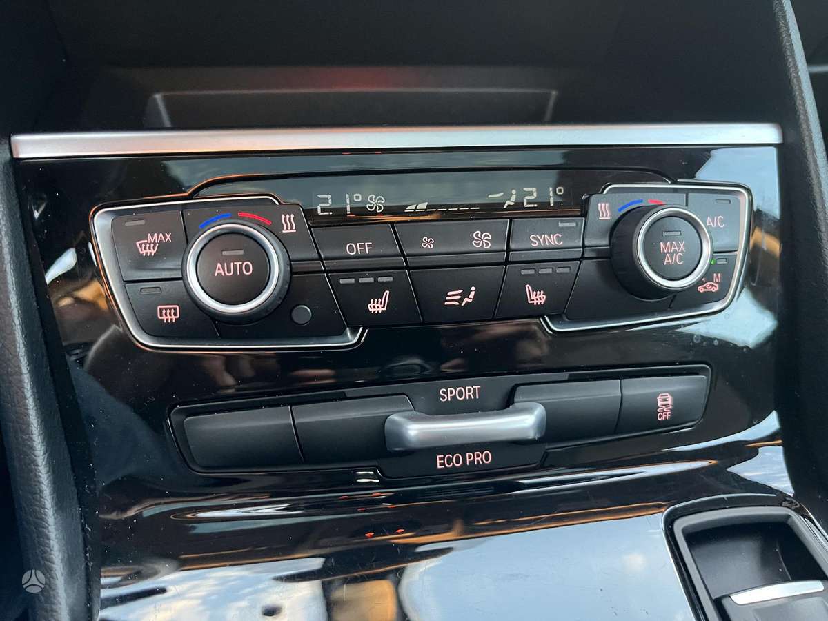 BMW 218 Active Tourer, 1.5 l., Минивэн
