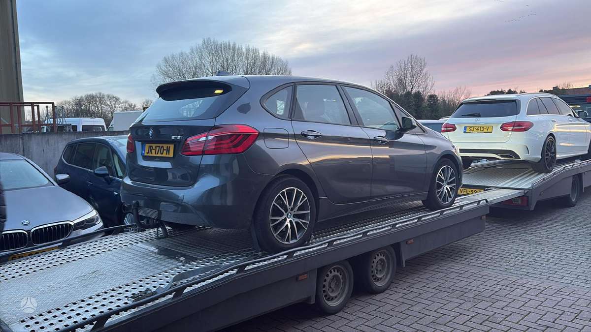 BMW 218 Active Tourer, 1.5 l., Минивэн
