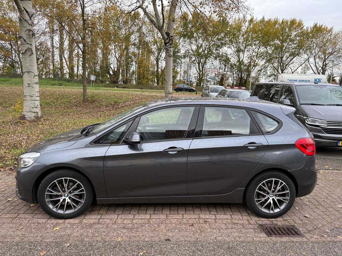 BMW 218 Active Tourer, 1.5 l., Минивэн