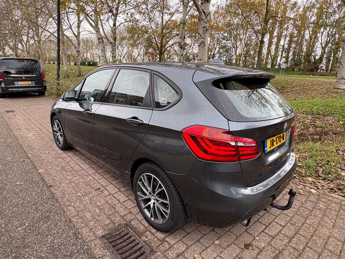 BMW 218 Active Tourer, 1.5 l., Минивэн