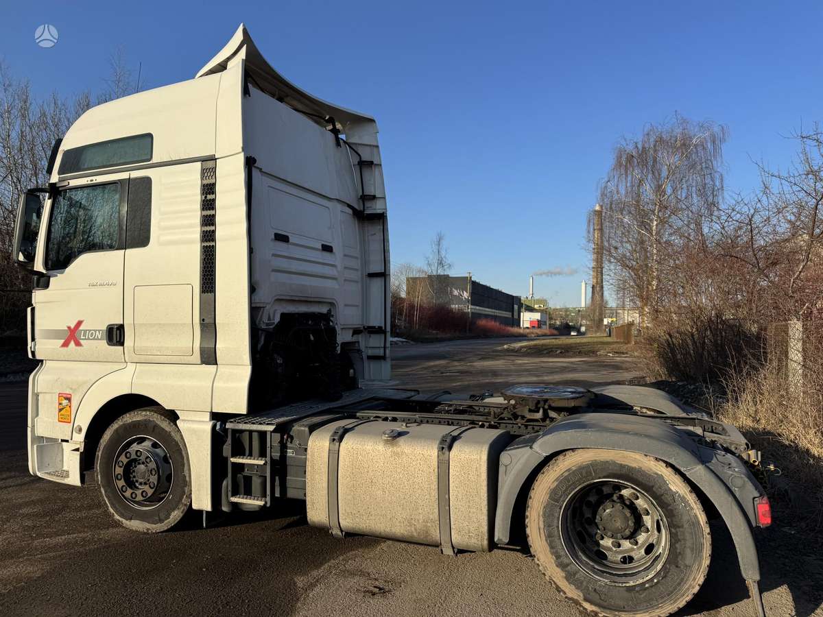 MAN TGX 18.470, 2 спальных места