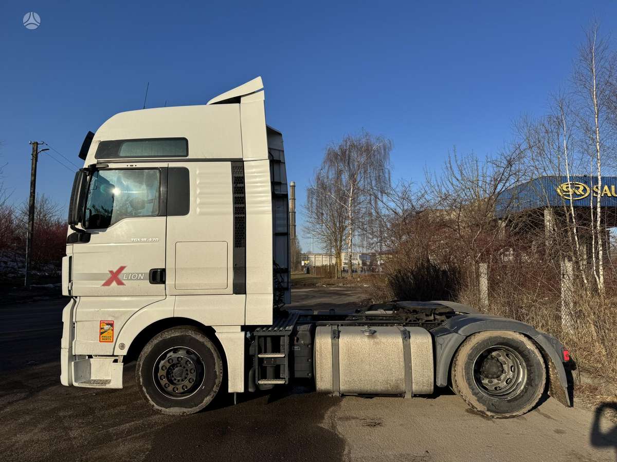 MAN TGX 18.470, double sleeper