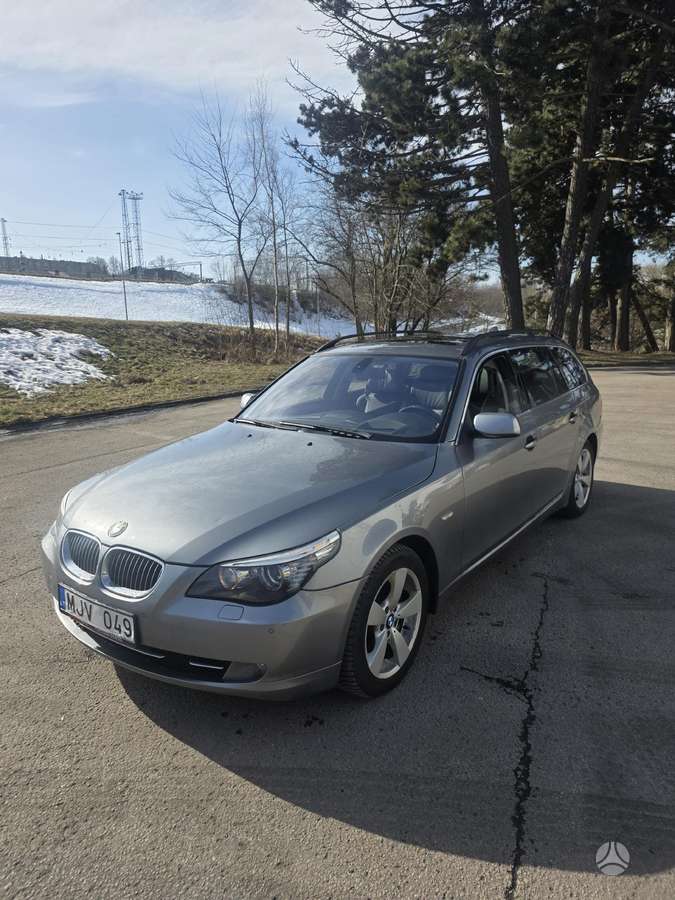 BMW 530, 3.0 l., wagon