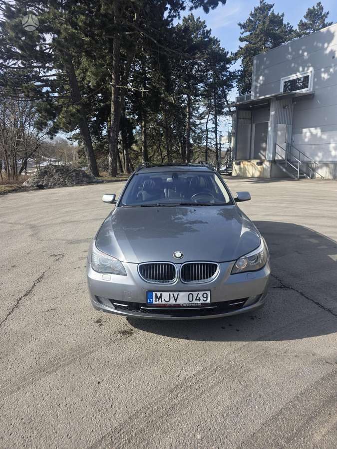 BMW 530, 3.0 l., wagon