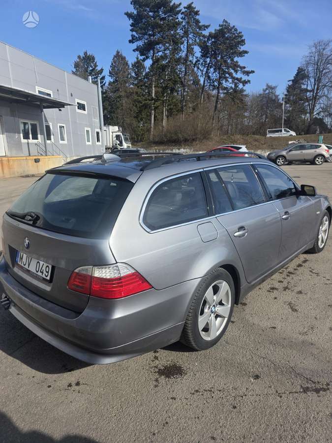 BMW 530, 3.0 l., wagon