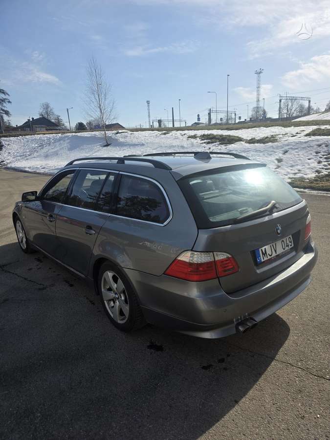 BMW 530, 3.0 l., wagon