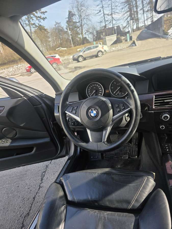 BMW 530, 3.0 l., wagon