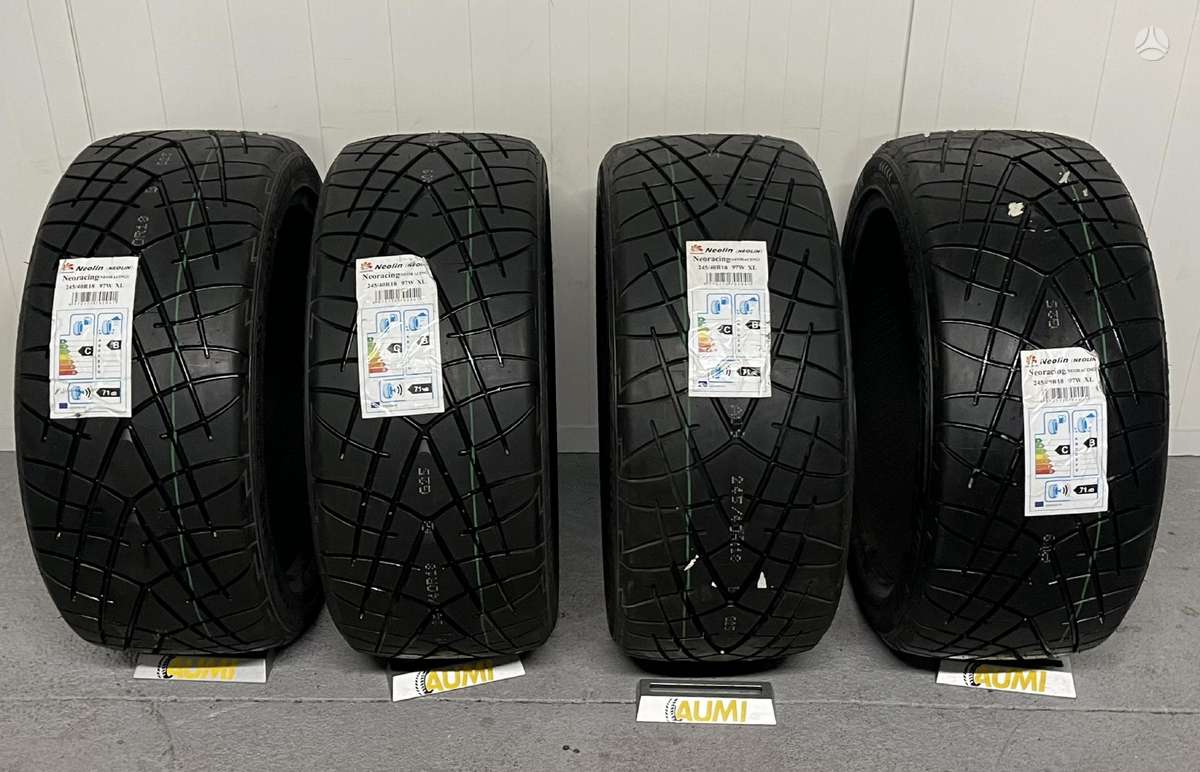 Nitto Neolin Neoracing, summer 245/40 R18