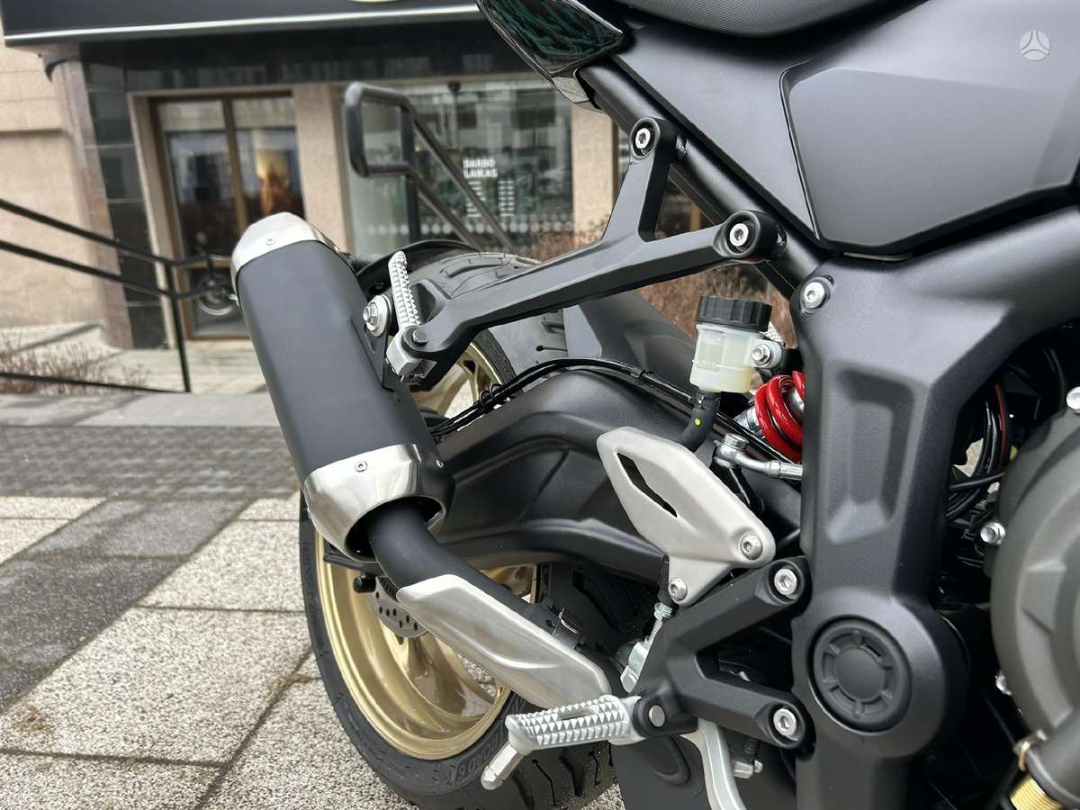 Triumph Trident 798cc, street / classic
