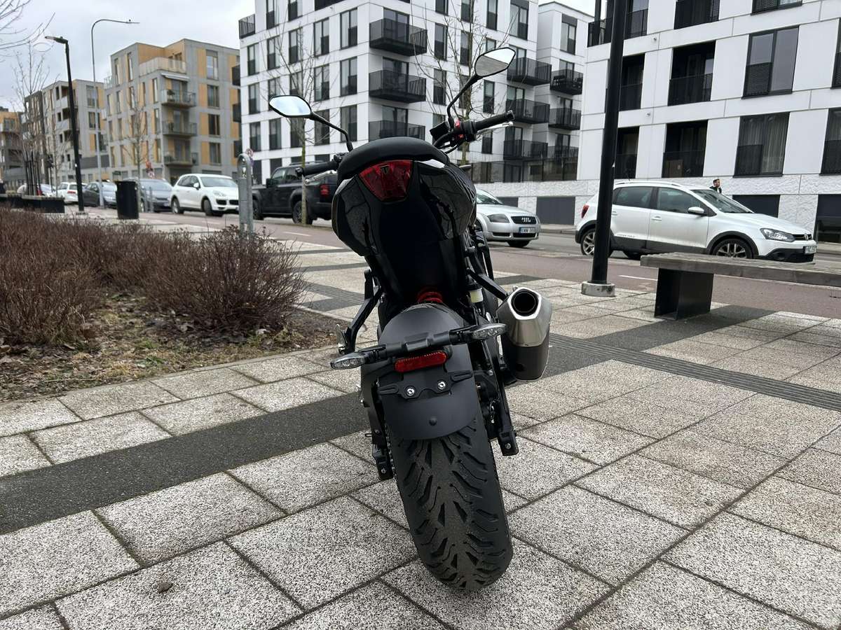 Triumph Trident 798cc, street / classic