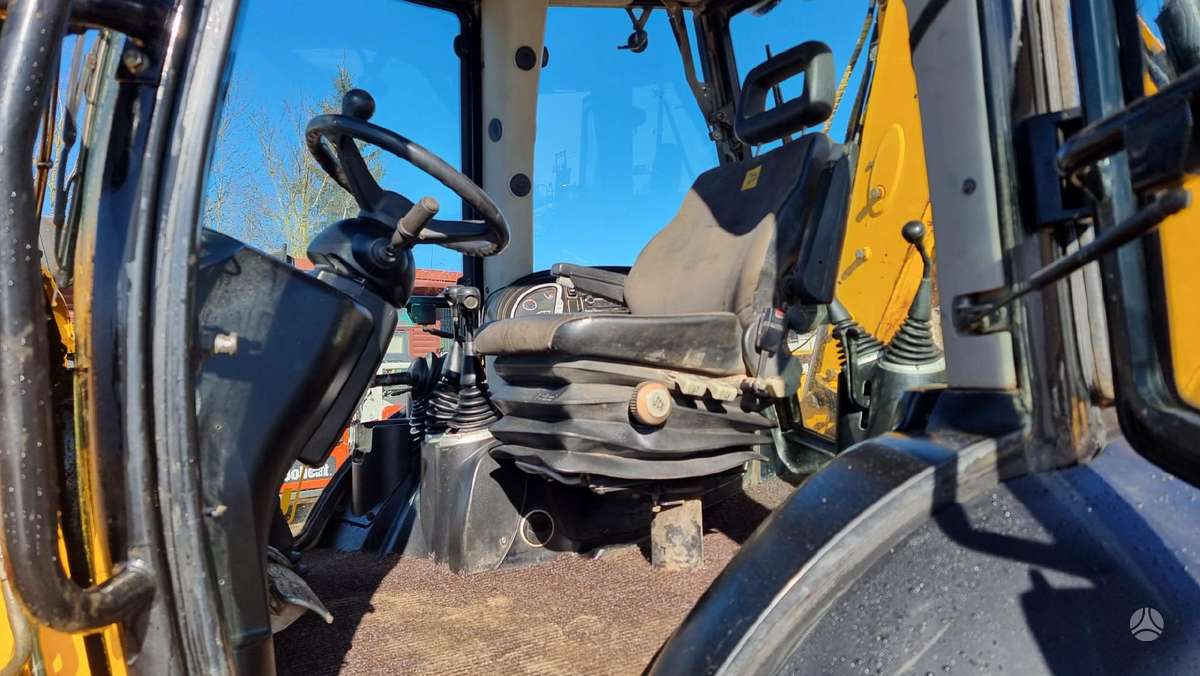 JCB 3 CX, excavator loader