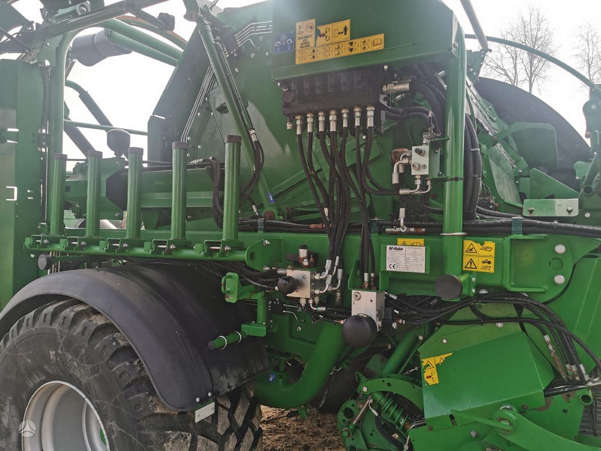 McHale Mchale Fusion 3 Plus, feed mixer / dispenser