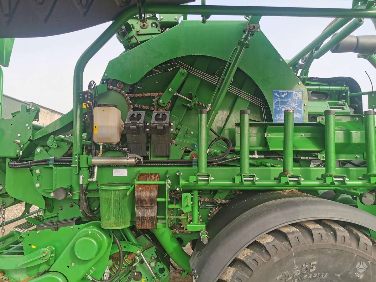McHale Mchale Fusion 3 Plus, feed mixer / dispenser