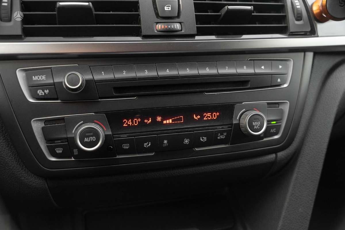 BMW 320, 2.0 l., universalas