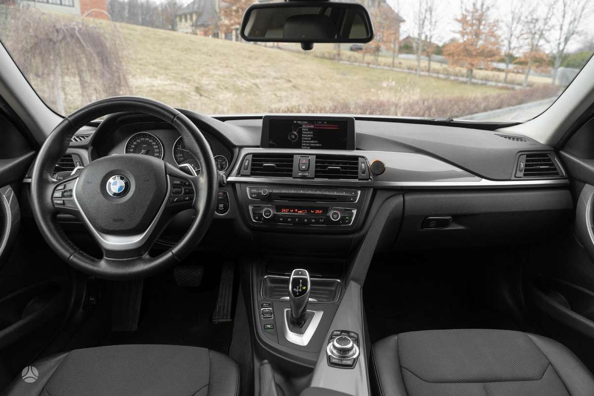 BMW 320, 2.0 l., universalas