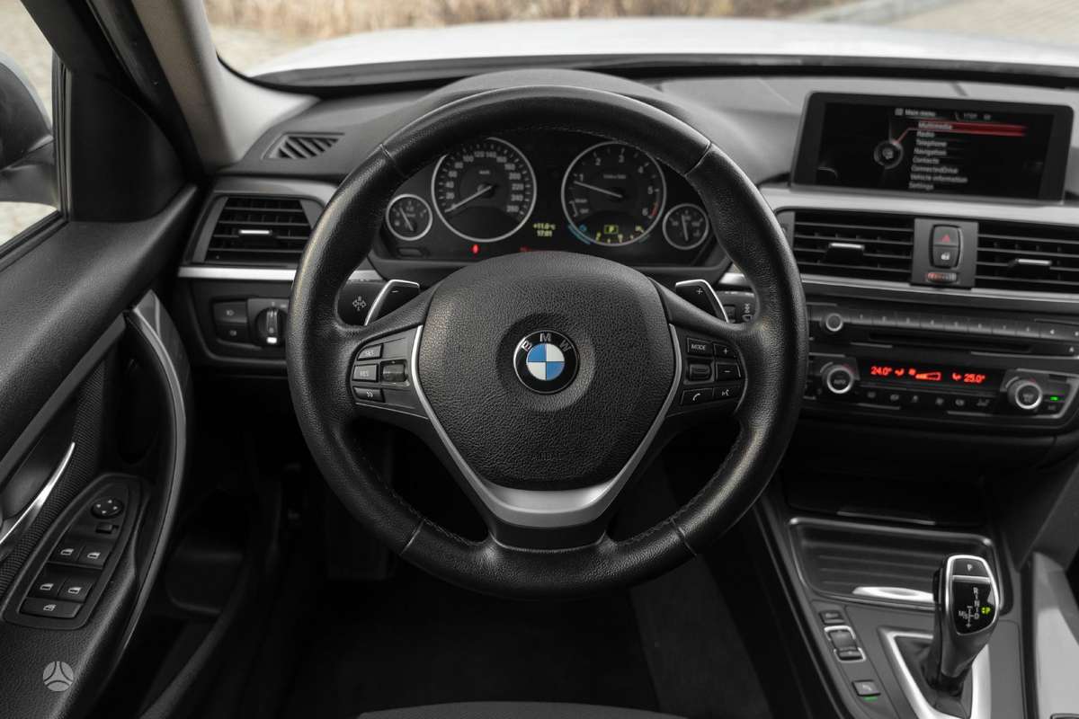 BMW 320, 2.0 l., universalas