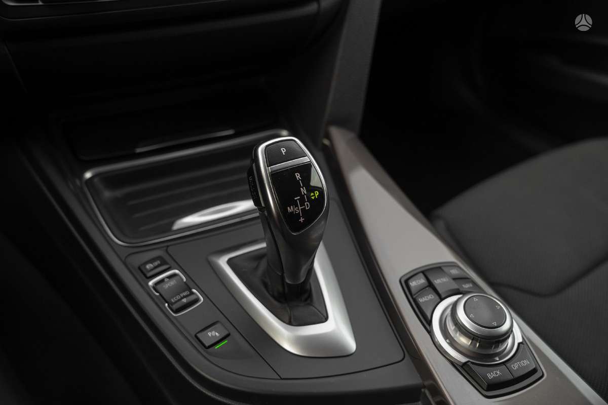 BMW 320, 2.0 l., universalas